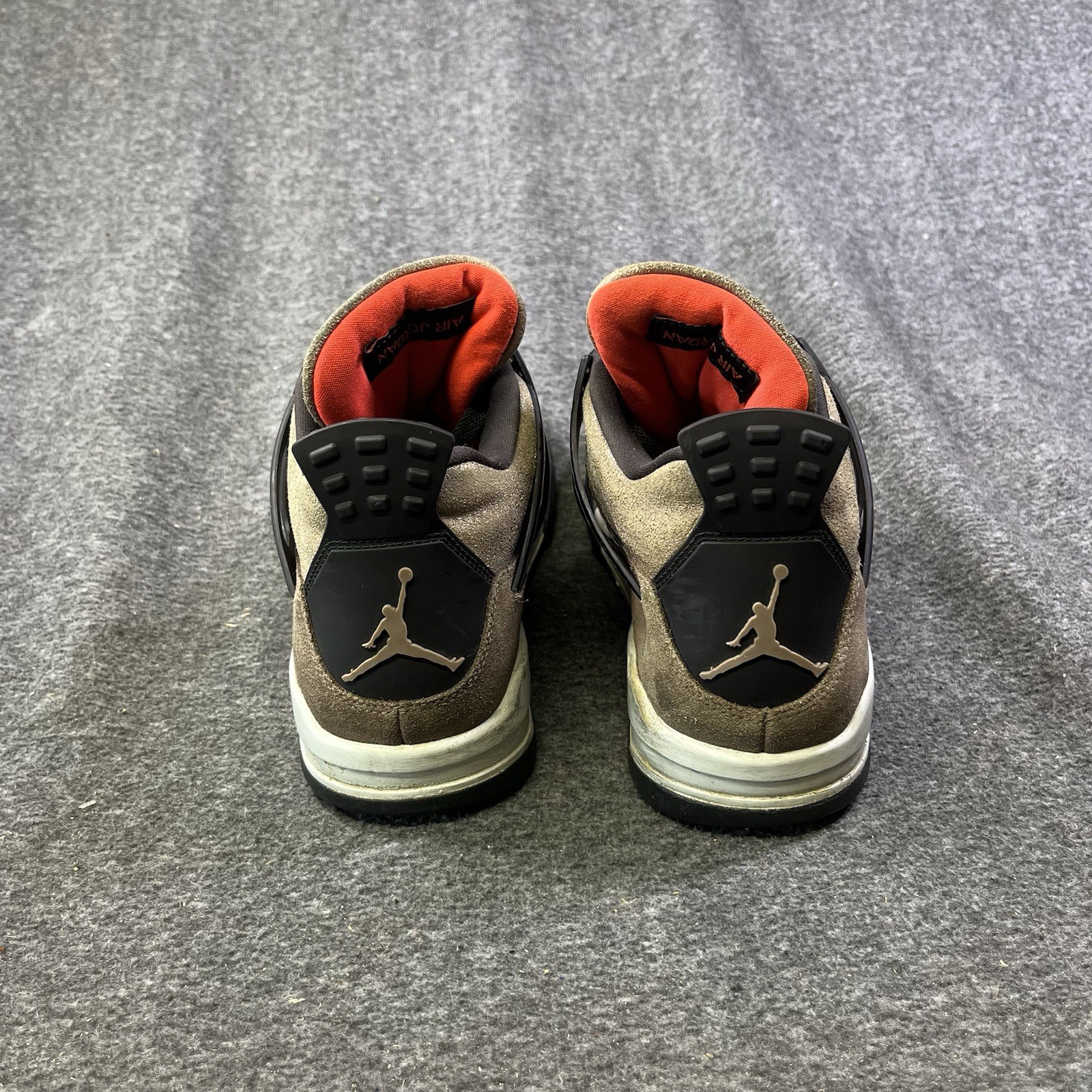 Air Jordan 4 Retro Taupe Haze Size 10 DB0732-200 2021