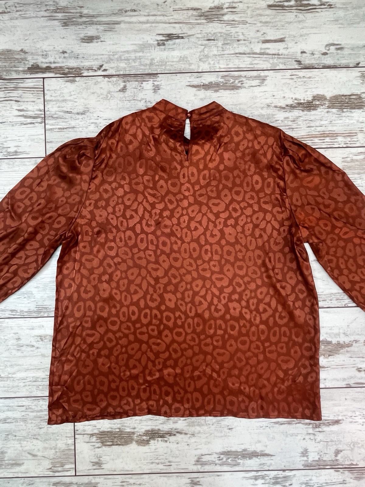 Lyaner NWOT Brown Satin Mock Neck Puff Sleeve Blouse XL Leopard Jacquard