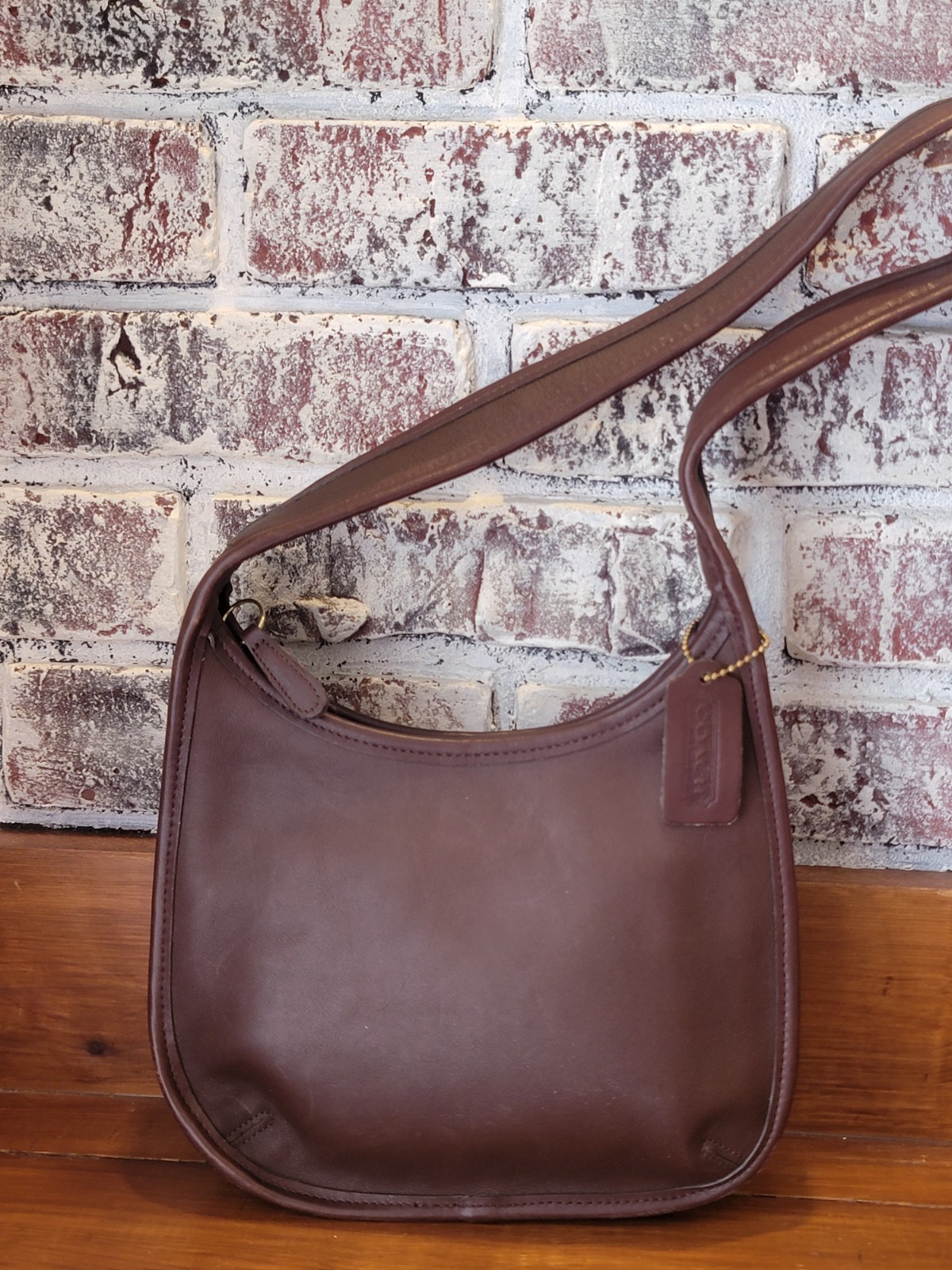 Vintage COACH Leather ERGO 9020 Mahogany Brown Mini Zip Hobo/Shoulder Bag USA