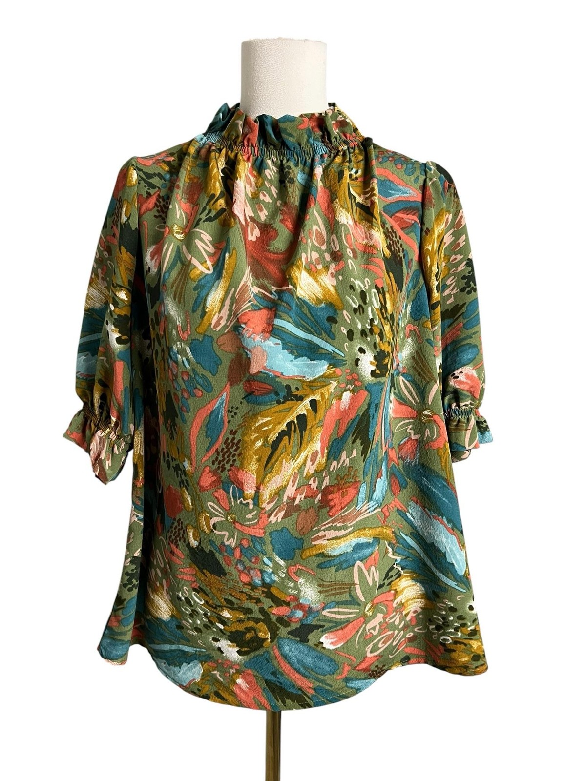 2 Hearts Tunic Blouse Womens Medium Multicolor Floral Ruffle High Neck Top Boho