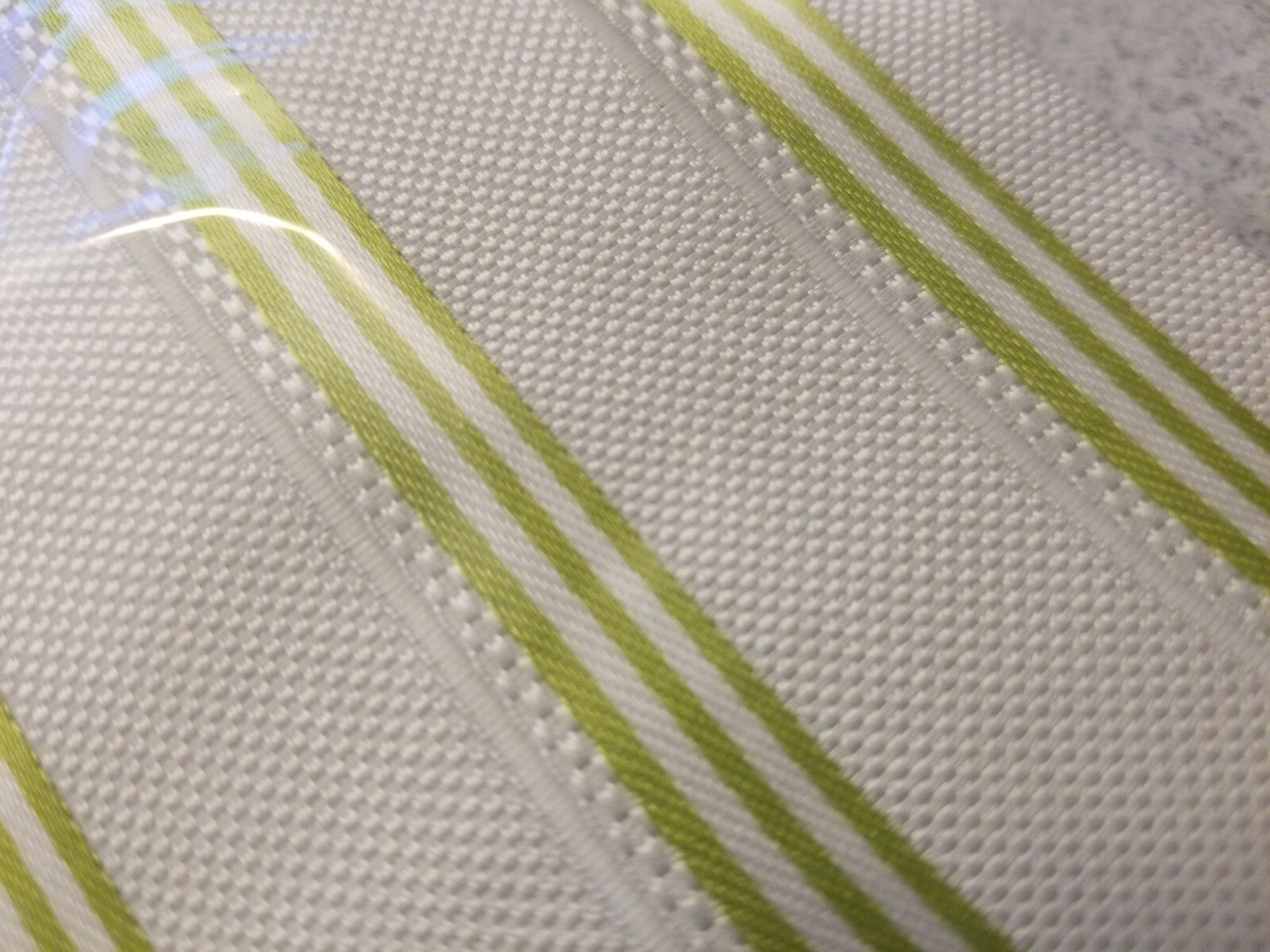 Weishang Neck Tie 3×56″ Green/White Stripes
