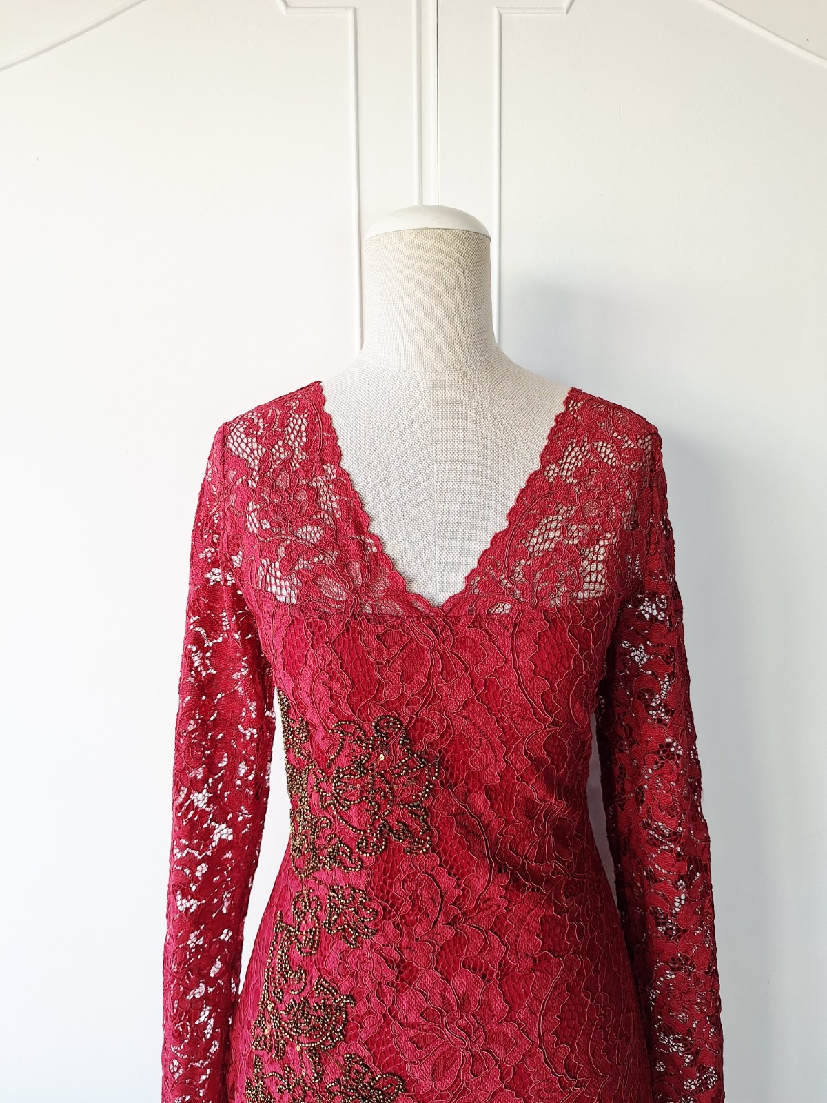 JOE BROWNS Deep Red Lace Midi Pencil Dress Gold Beaded Formal Party Size 10