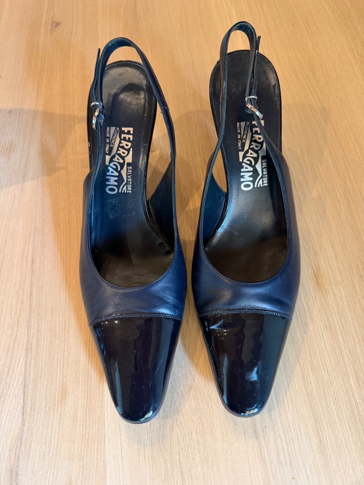 Salvatore Ferragamo Navy Blue Slingback heels w/ Black Patent Toe, EUC, 9.5B