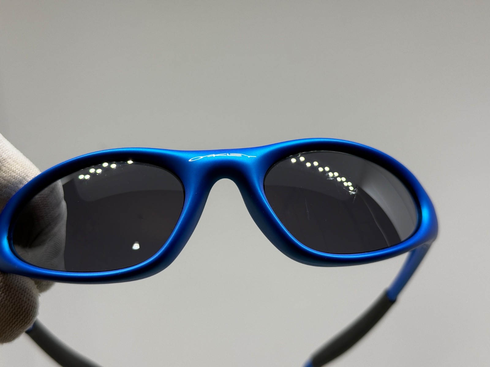 Oakley Minute Gen 2 Electric Blue w/Black Iridium Lens SKU 12-612