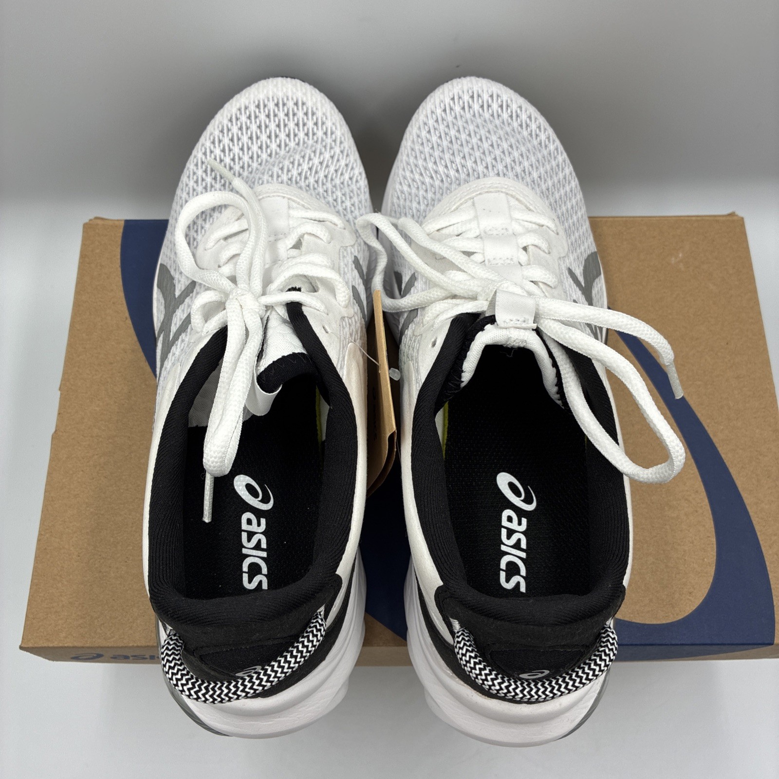 ASICS GEL-Kumo Lyte 2 White/Pure Silver Womens Sneaker Sz 7.5 New in Box w/tags
