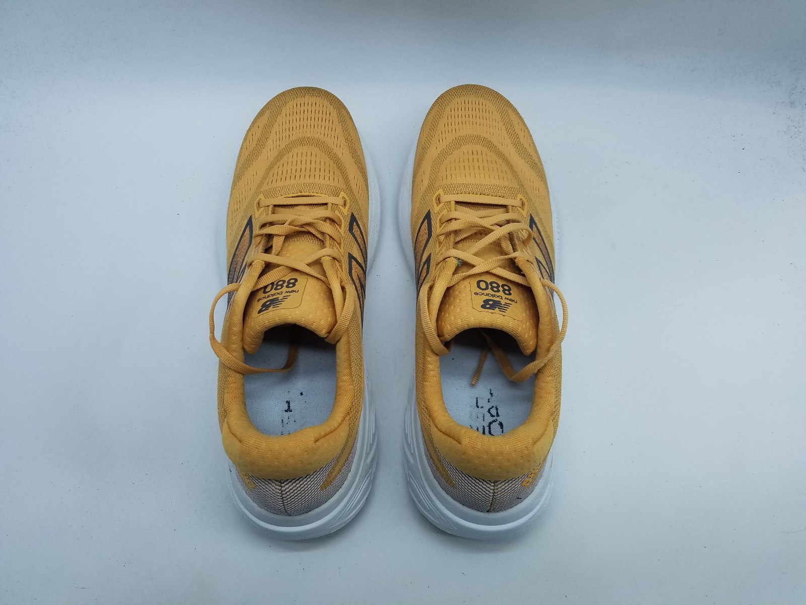 New Balance Fresh Foam X 880v15 Men’s Size 11 D (Medium) Running Shoes Mustard