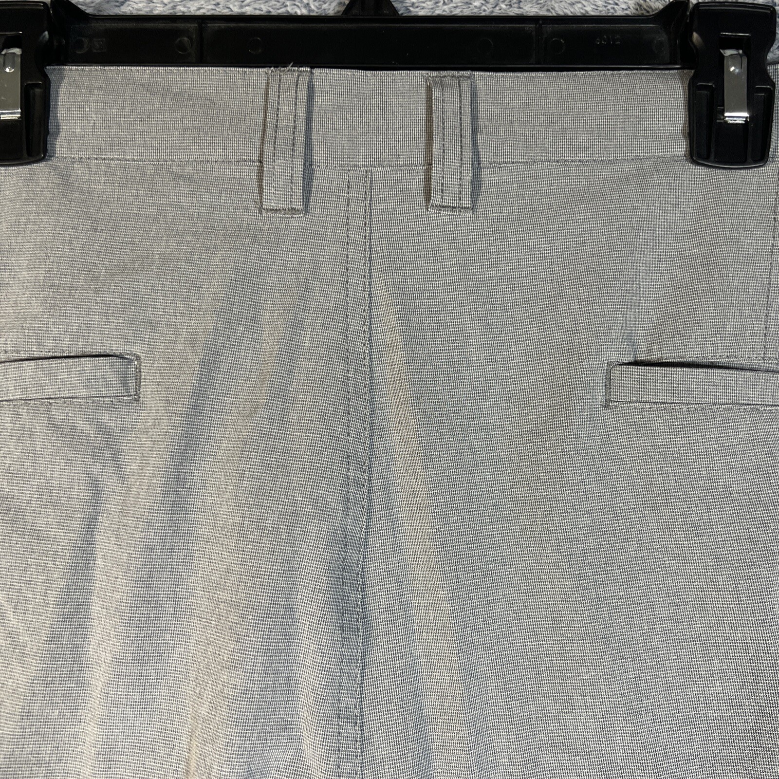 Travis Mathew Men’s Gray Golf Walking Bermuda Stretch Shorts Size 42 Pockets