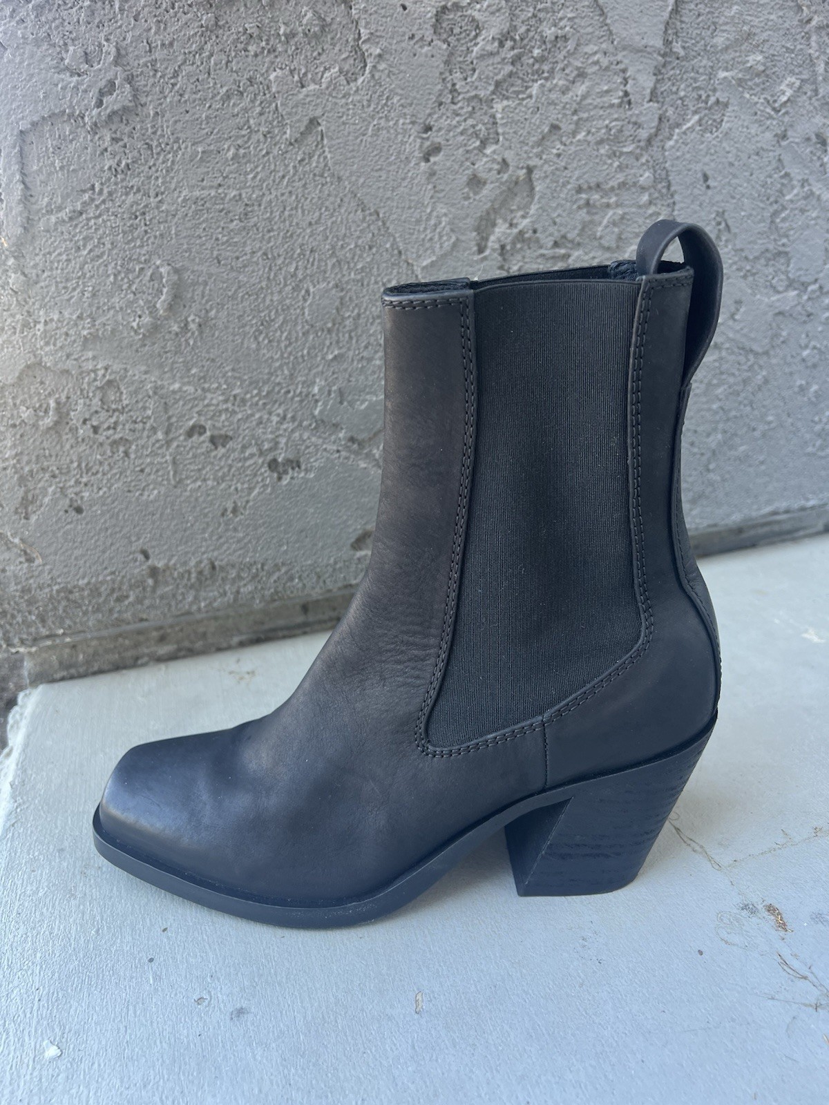 rag & bone Women’s Black Leather Chelsea Ankle Boots Square Toe 7.5 M Italy