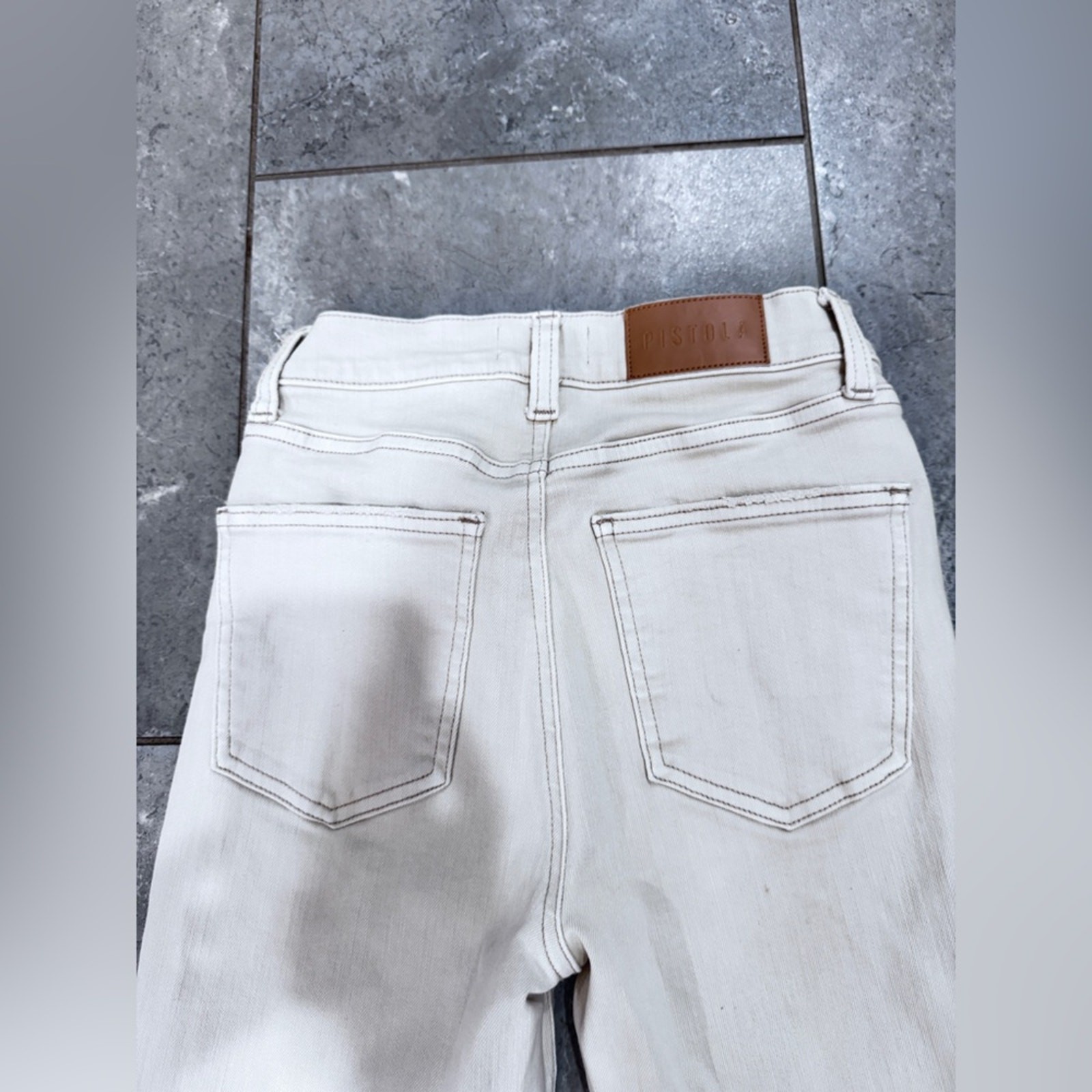 EUC Pistola Off-White Flare Jeans, size 24