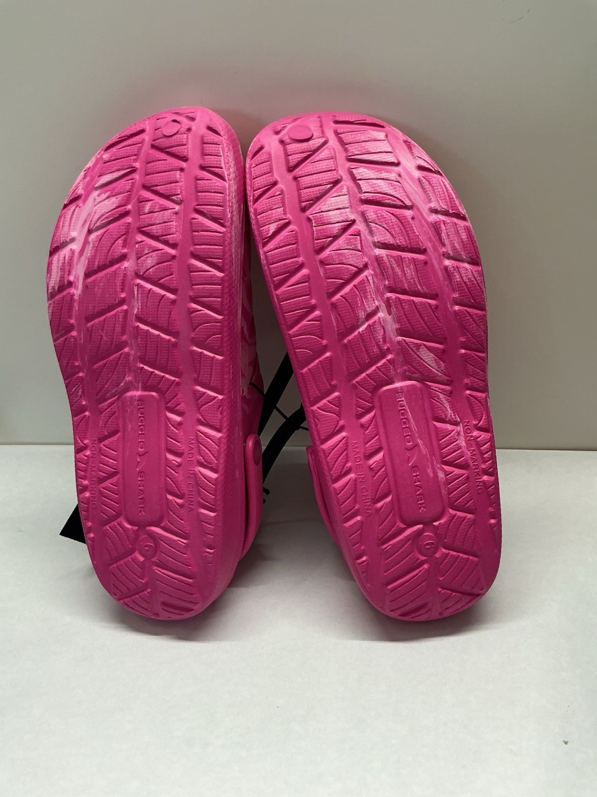 Rugged Shark EVA Foam clog Shoes Big Girls/Womens Size 6 Slip On Pink NEW