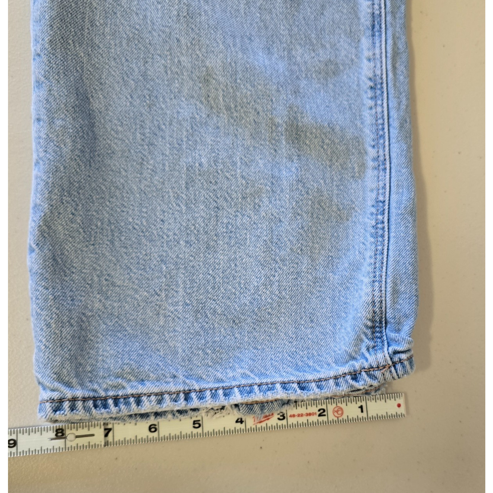 American Eagle Strigid Stove Pipe Jeans Women’s 8 Regular Light Wash Fray Hem