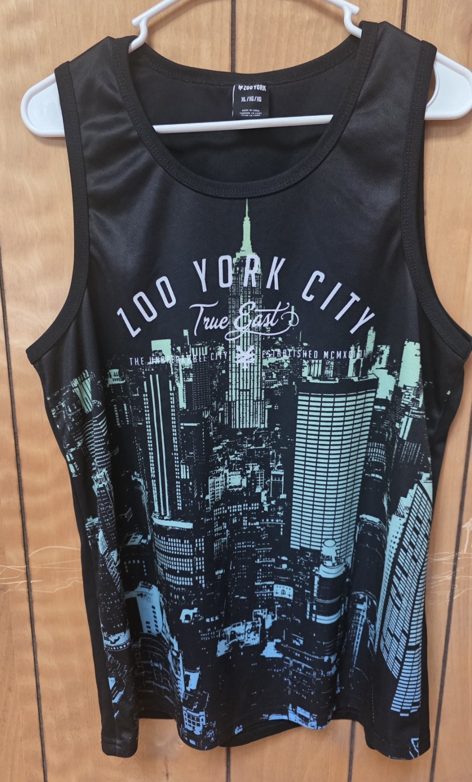 Zoo York Men’s Sleeveless Crew Neck T-Shirt City Graphic Logo Black XL
