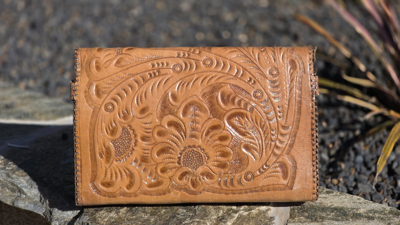Vintage Reversible brown/white Cowhide & Tooled Leather Western Purse
