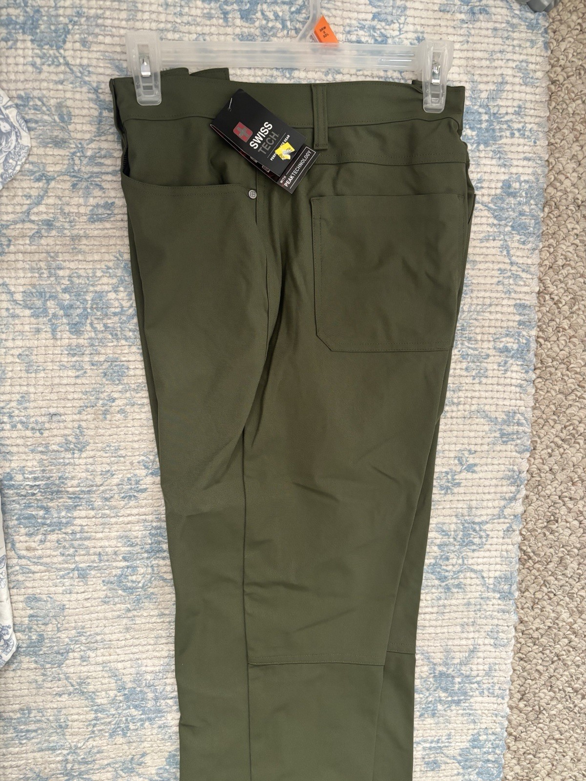 NEW 36×32 Swiss Tech Olive Green Hiking Pants Outdoor Utility UPF 30 Travel