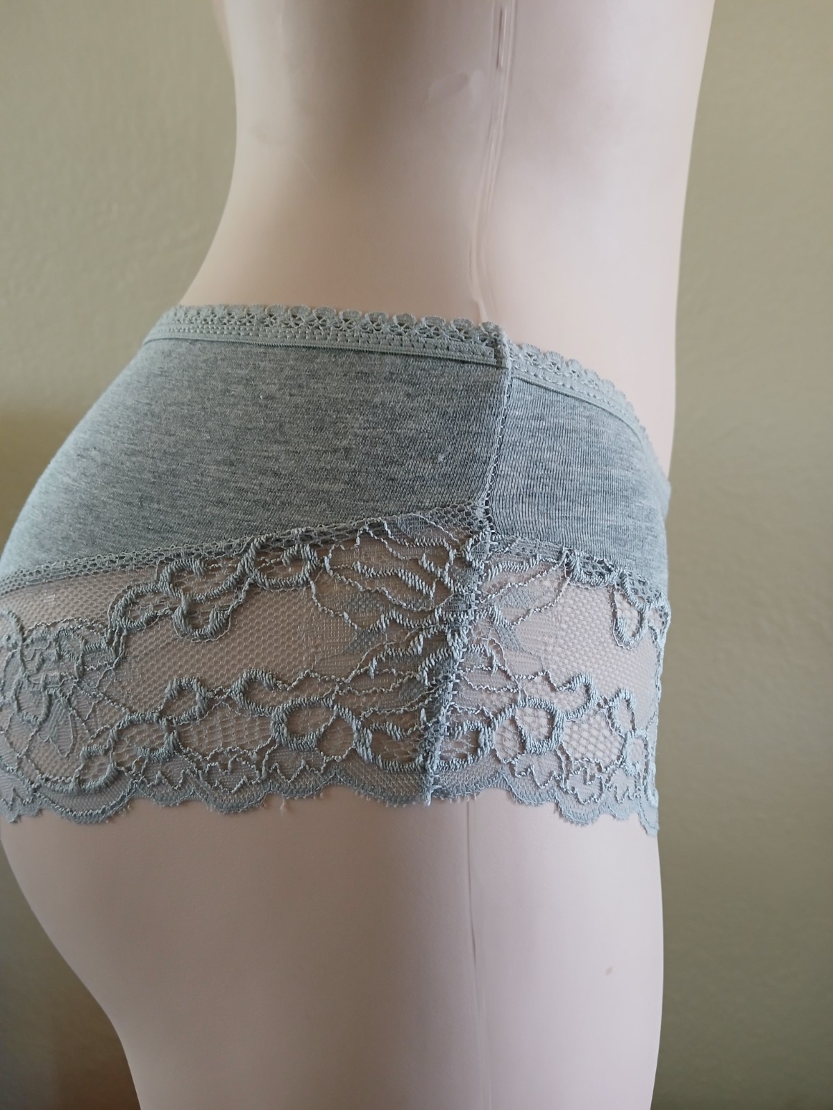 3 NWT SOFRA WOMEN HIPSTER COTTON STRETCH BIKINI LOW CUT PANTY WHITE,PINK,GRAY S