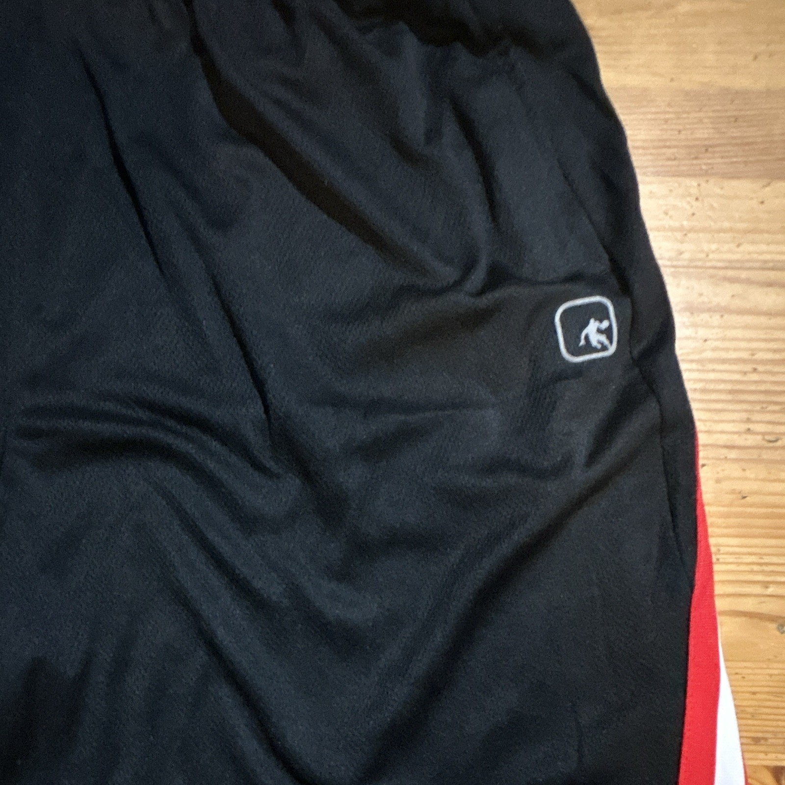 AND1 Men’s Breathable Mesh Basketball Shorts Drawstring Black/Red/White XL