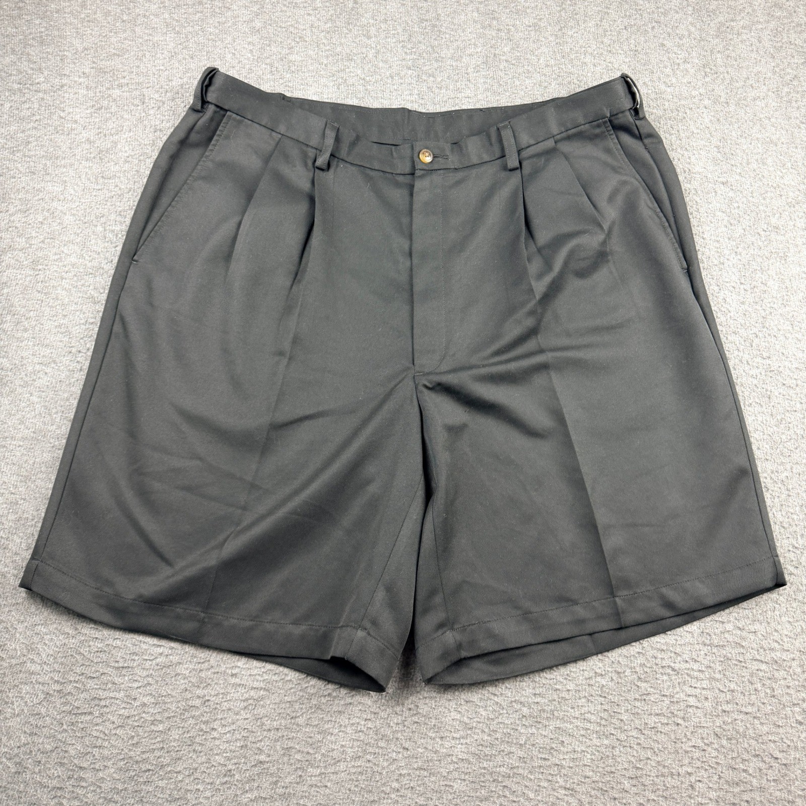 Haggar Men’s Pleated Dress Shorts Black Size 40 WPL 386 Classic Fit
