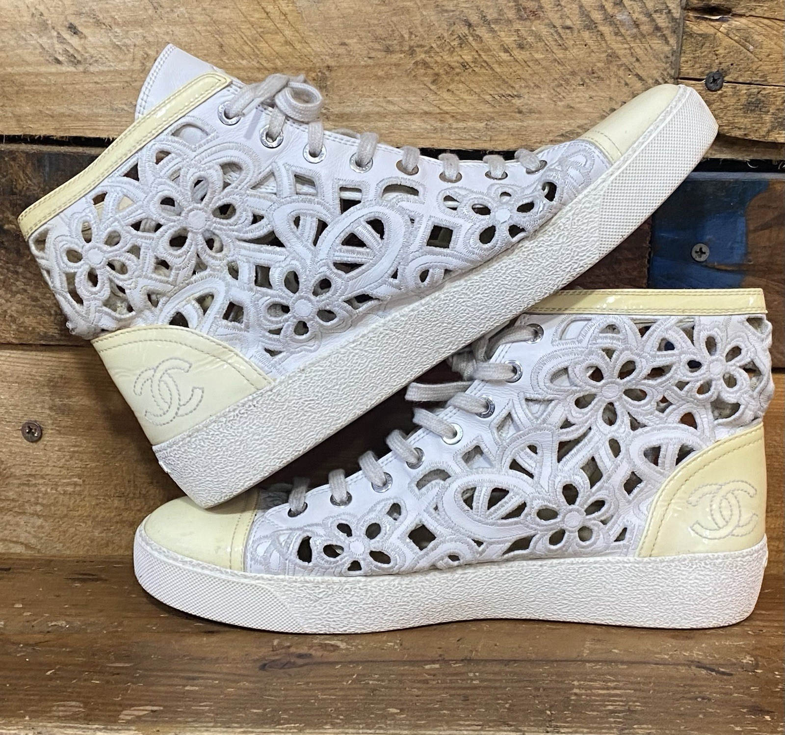 CHANEL Beige Patent Leather Laser Cut Floral Hi top Sneakers Women Sz 39 Italy