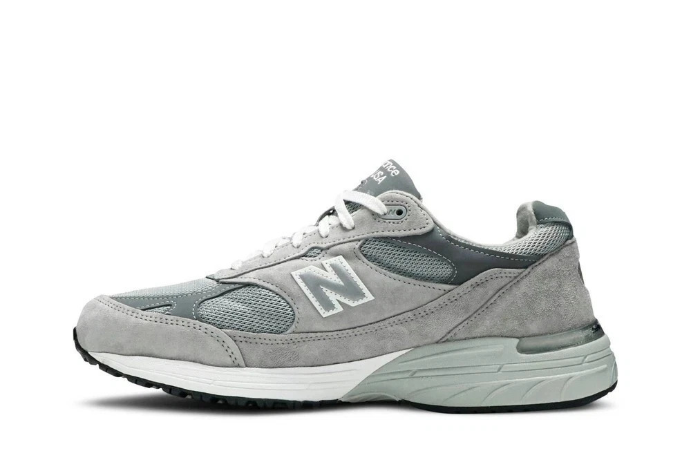Grey/White New Balance Men’s Sneakers 993