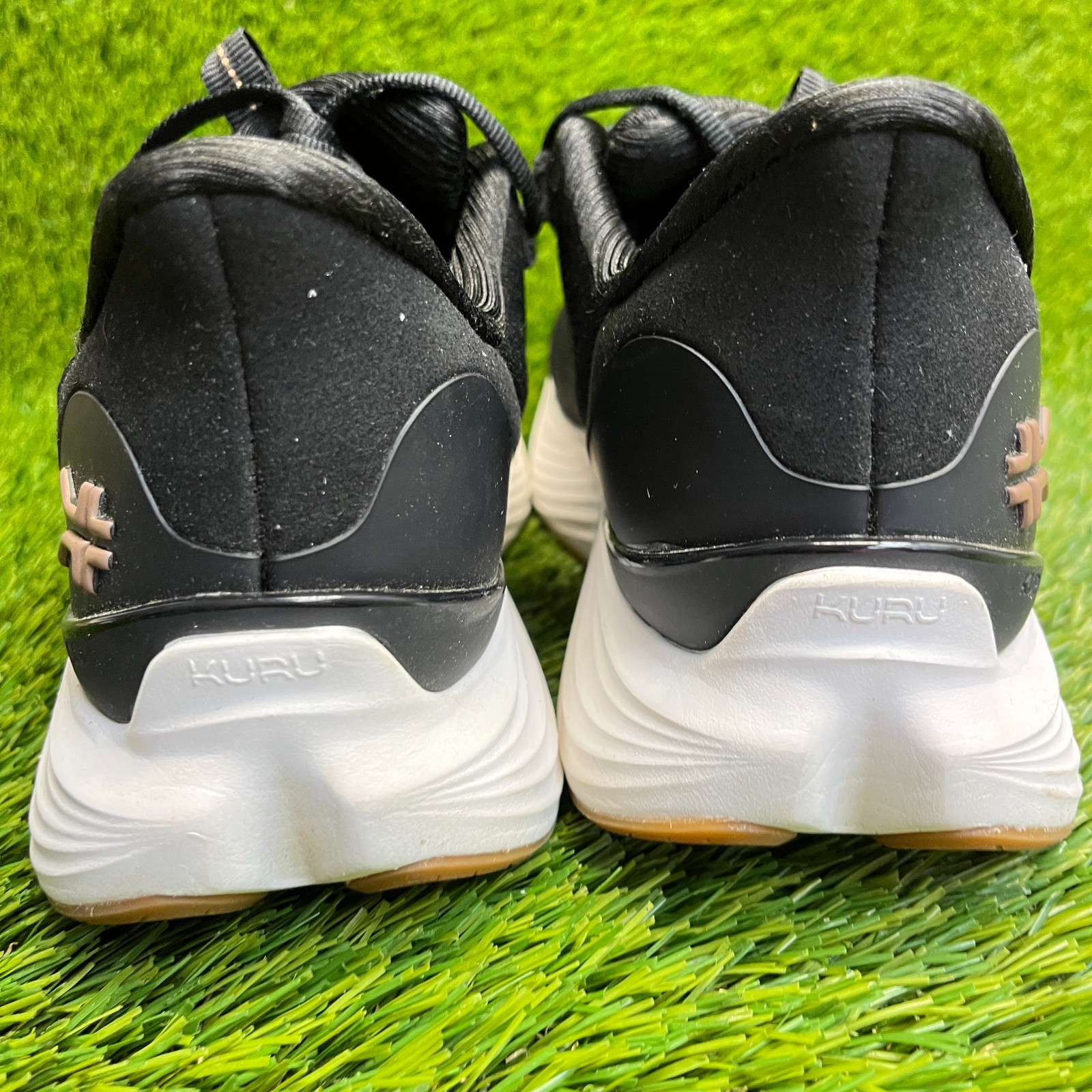 Kuru Atom 2 Womens Size 8D Black White Athletic Running Walking Shoes Sneakers