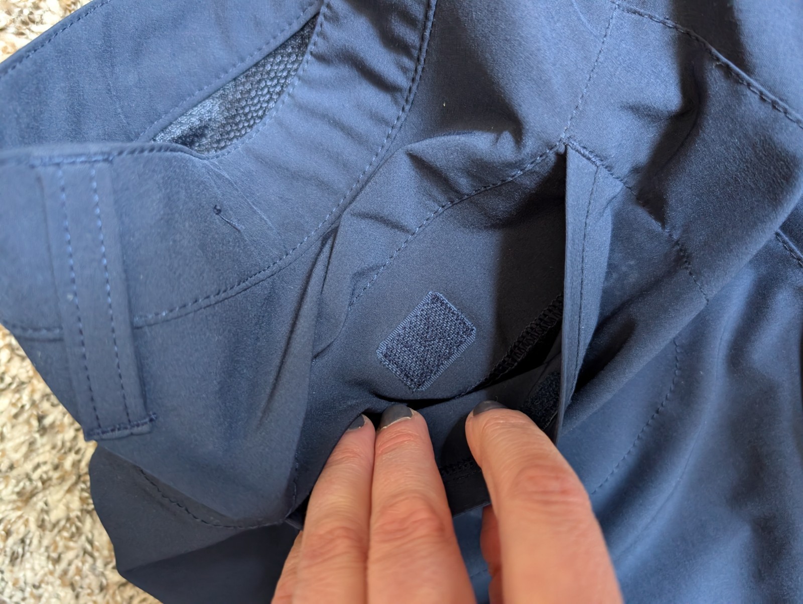 Eddie Bauer Womens 6 Blue Rainier Capri Cropped Hiking Pants Utility Outdoor NWT