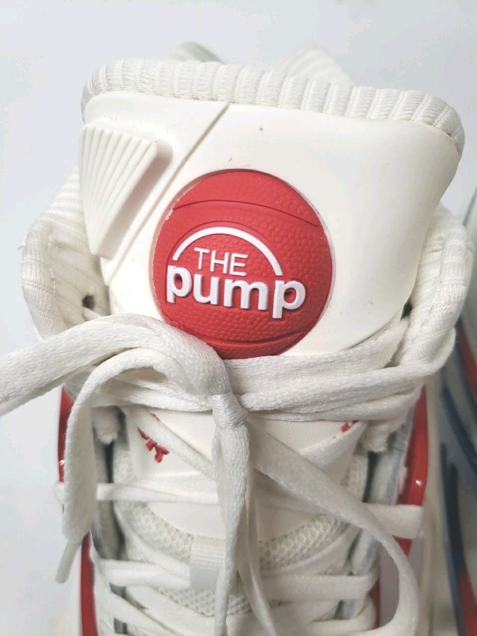 Reebok Basketball Pumps Omni Zone II White Size 12-V.V.N.D.S! FLAWLESS 🔥🧊