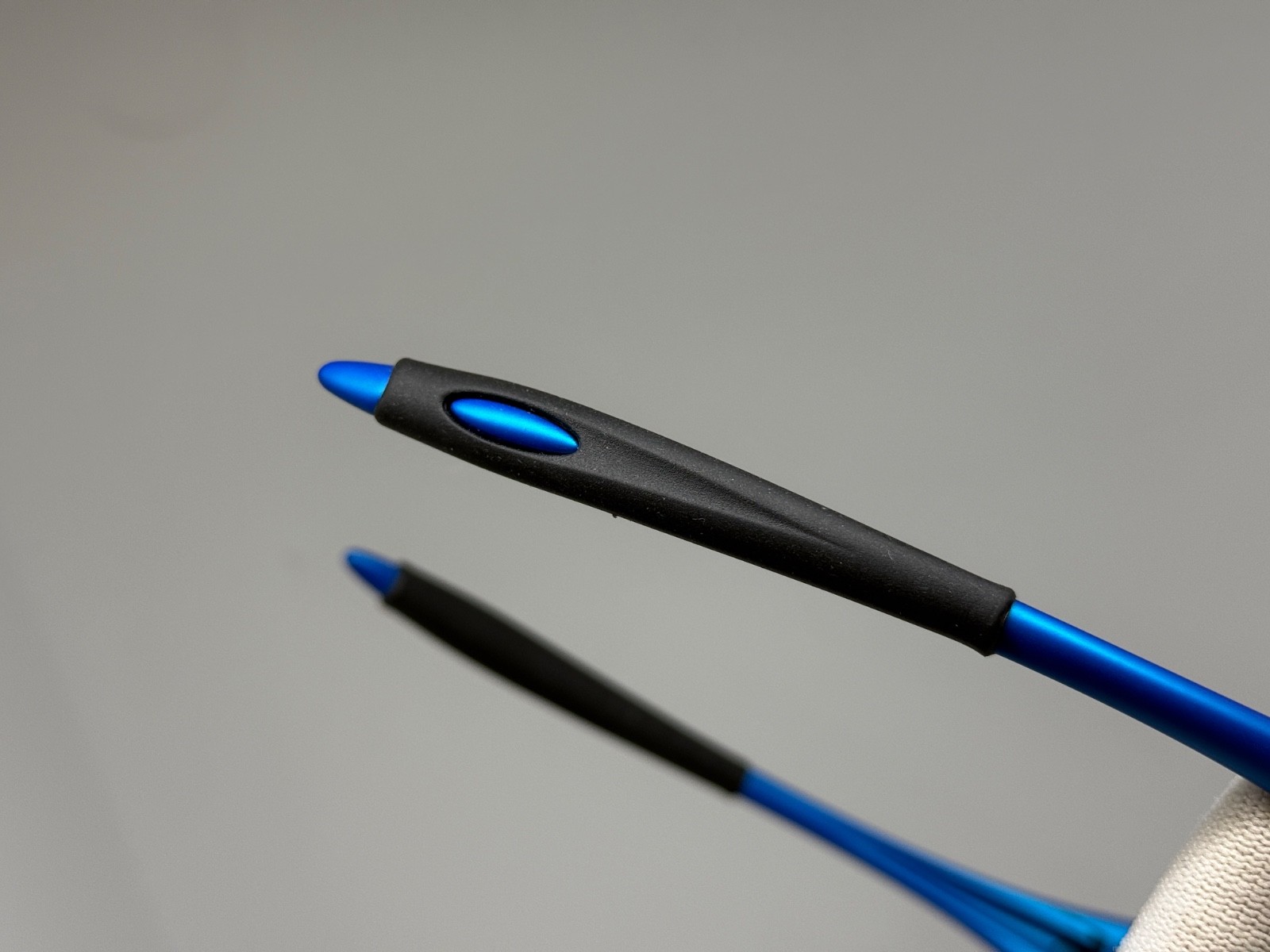Oakley Minute Gen 2 Electric Blue w/Black Iridium Lens SKU 12-612