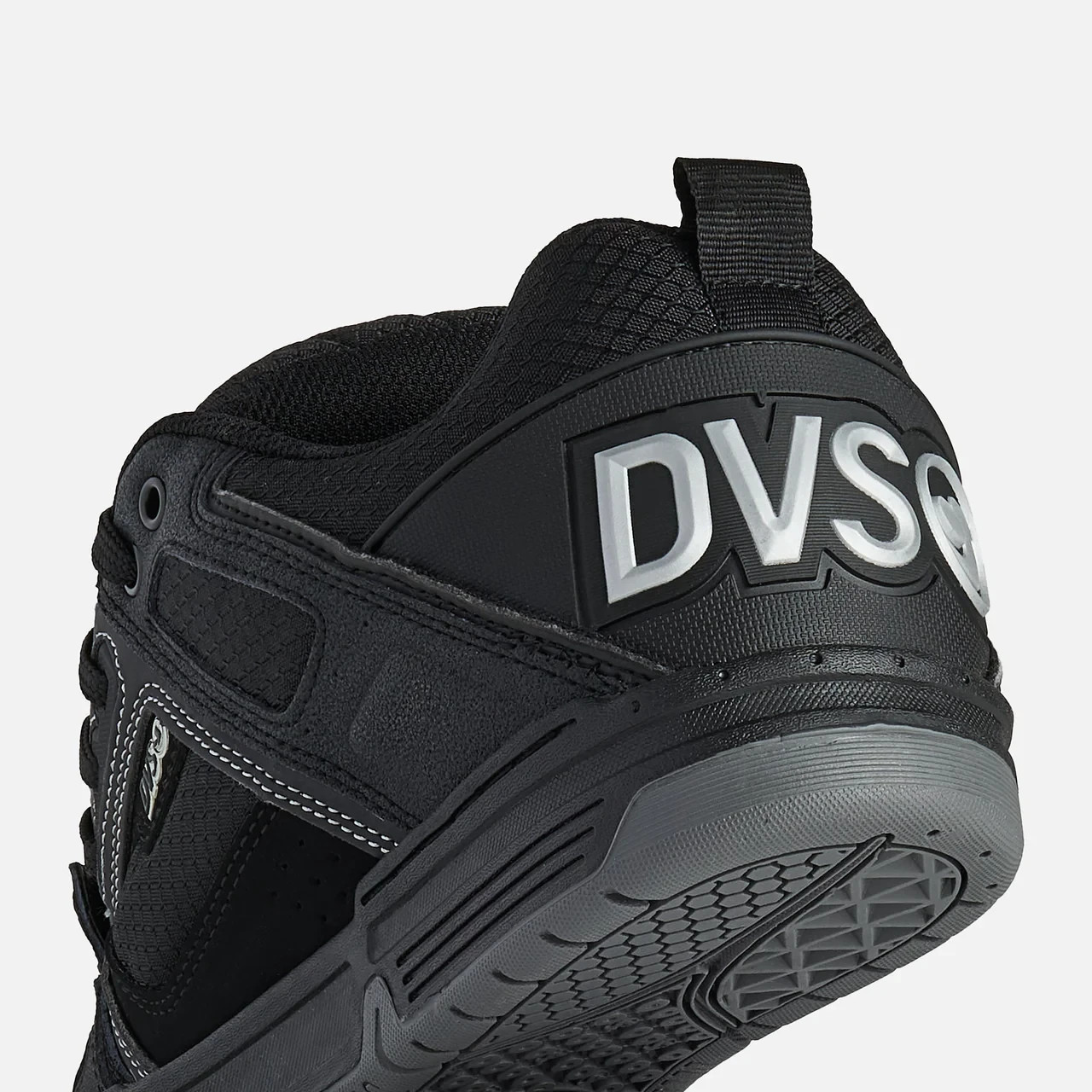 DVS MEN’S COMANCHE BLACK/CHARCOAL DVF0000029 985