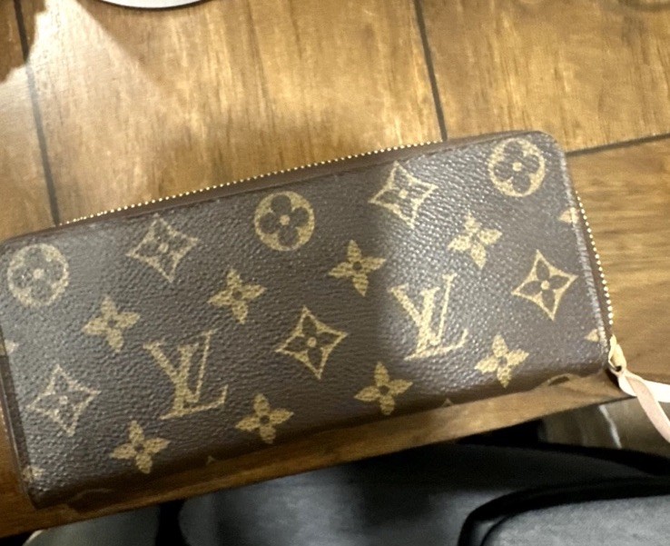 Louis Vuitton Monogram Canvas Clemence Wallet