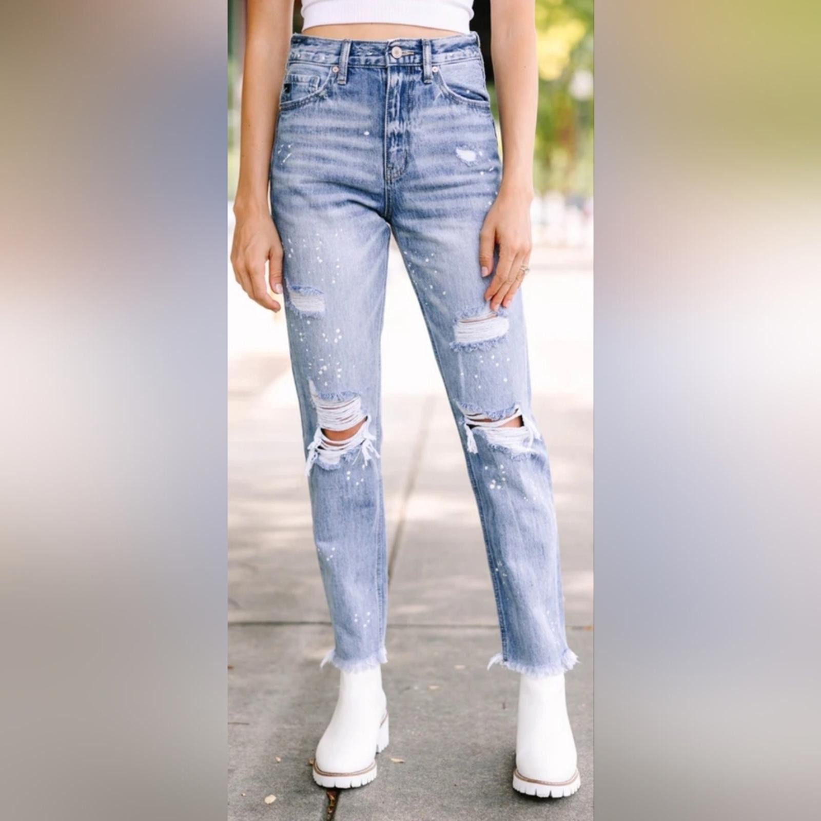 KanCan NWT Light Blue Distressed High Rise Slim Straight Waist 29 Inseam 29