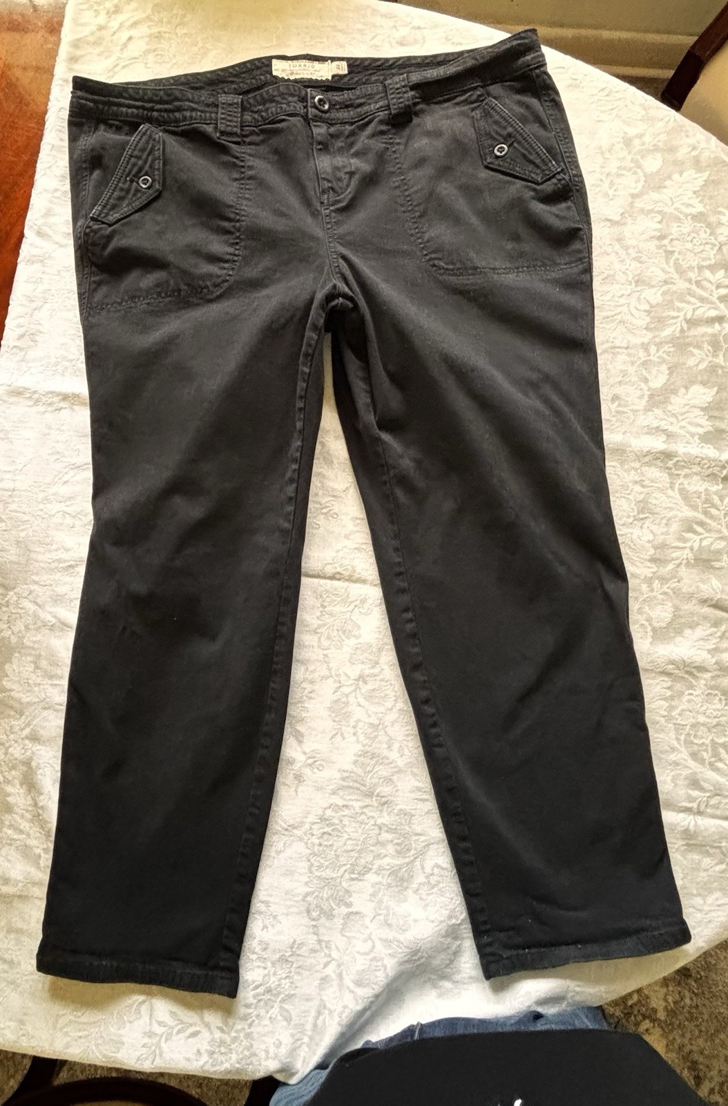 Torrid Black Cotton Blend Stretch Jeans Solid Flat Front Button Zip