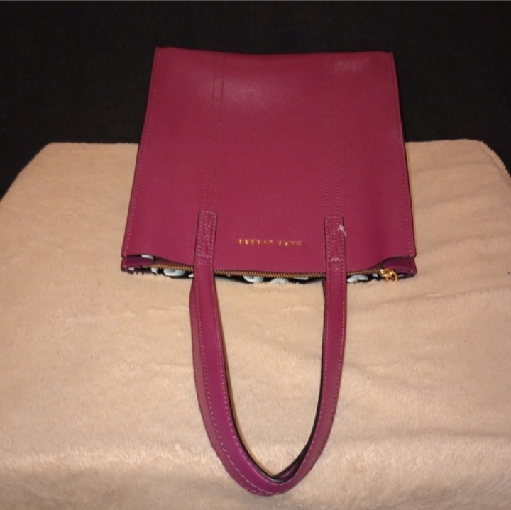 MARC JACOBS Repeat Large Luxe Leather Tote Boysenberry