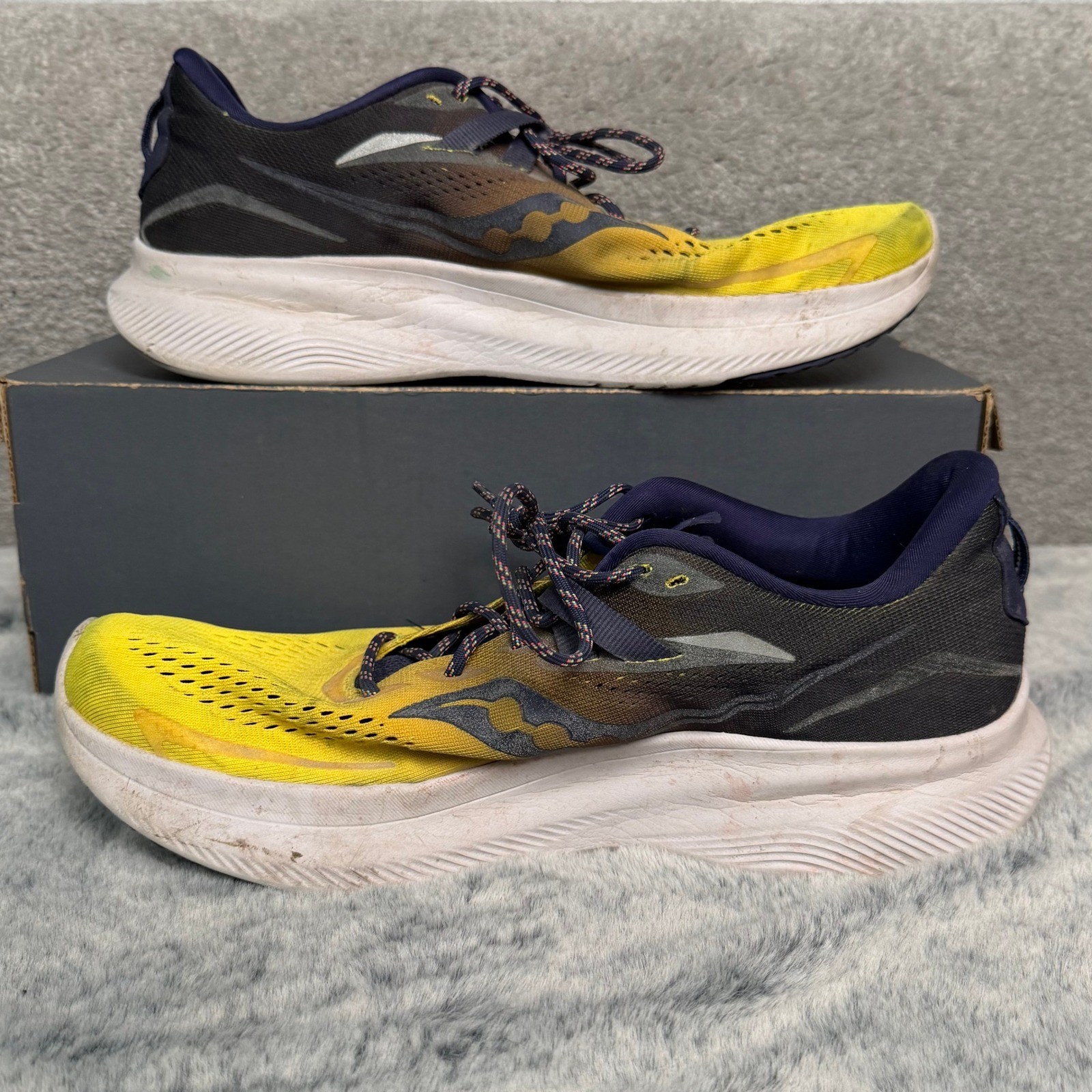 Saucony Ride 15 Mens Running Shoes Yellow Navy S20729-16 Size 9.5