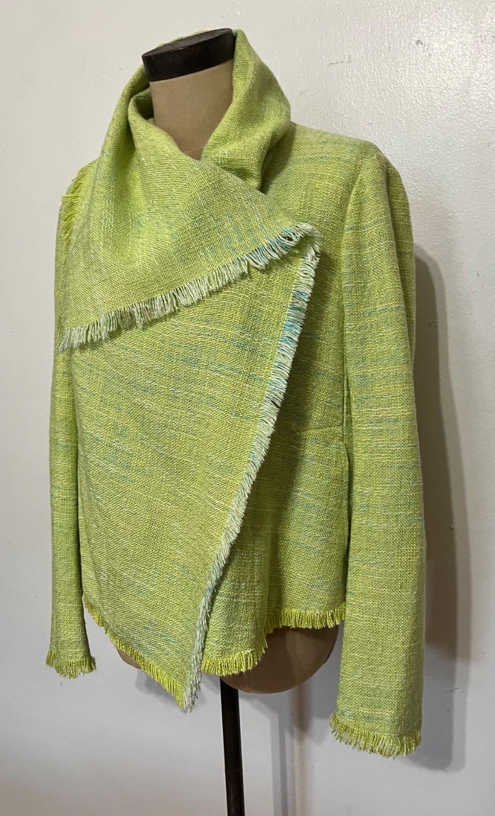 ANNE KLINE Lime Green Textured Soft Jacket with Fringe – Size 10 (runs small)