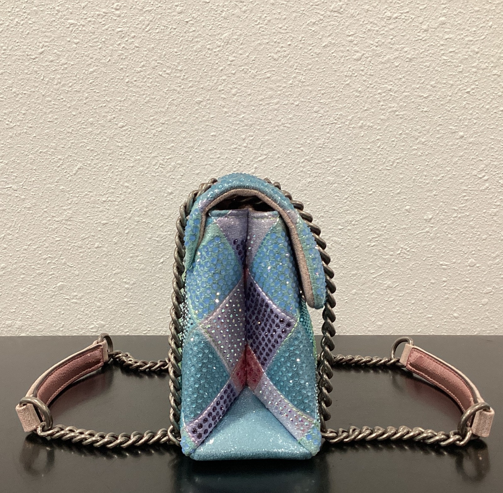 Kurt Geiger Medium 8.5″ x 6″ x 2.75″ Rainbow Iridescent Pink Blue Peach Crystal
