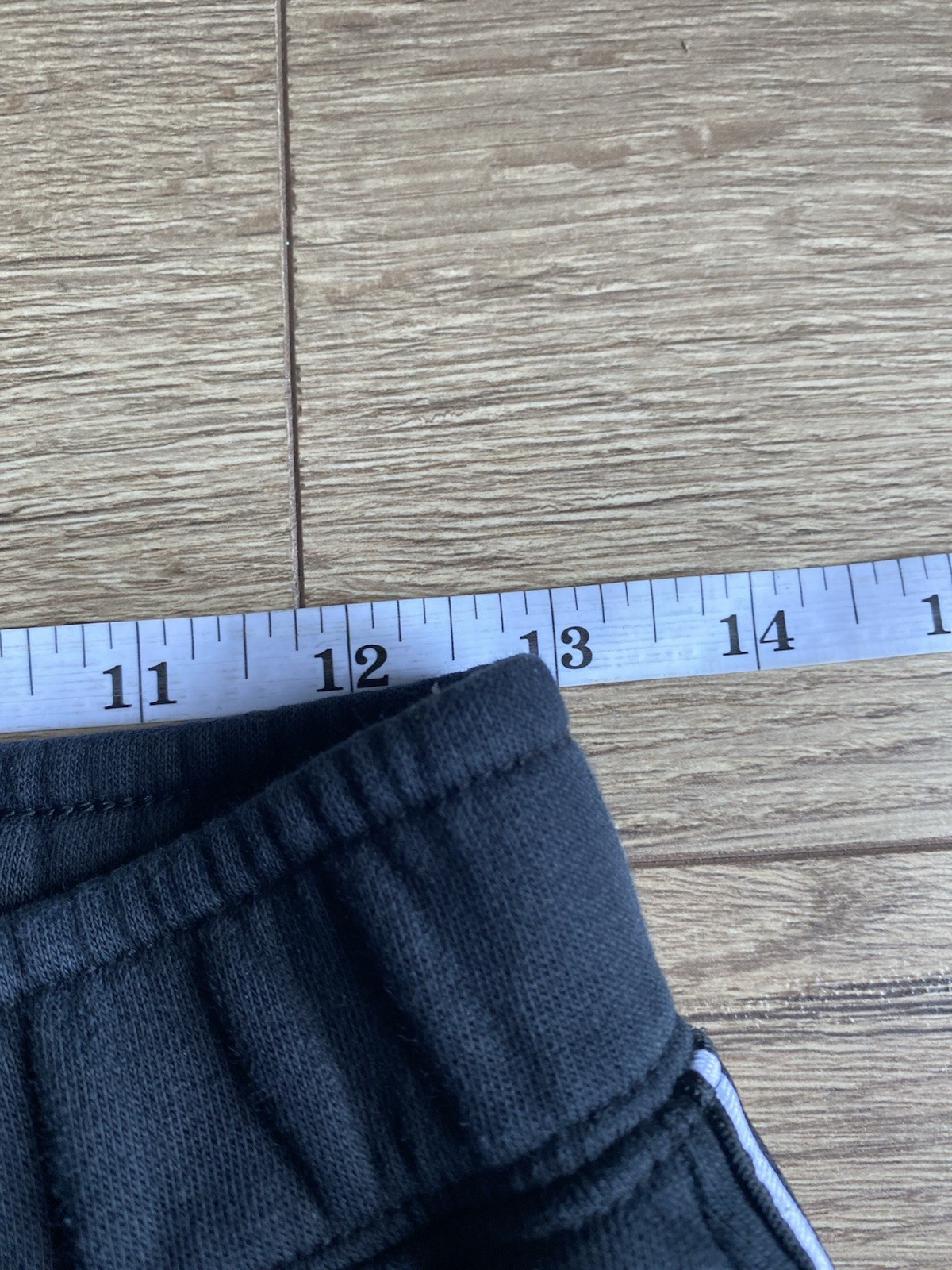 Nike Repeat Fleece Cargo Trouser Bottoms Size Small Waist 26 – 28″