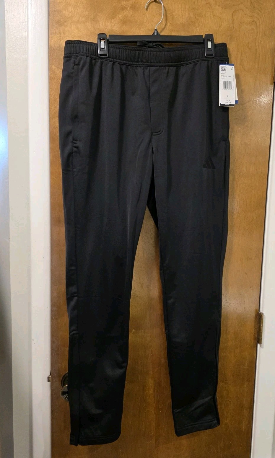 ADIDAS Tricot Men’s Size Large Black/Black Stitched Logo 12″ Leg Zip Track Pants
