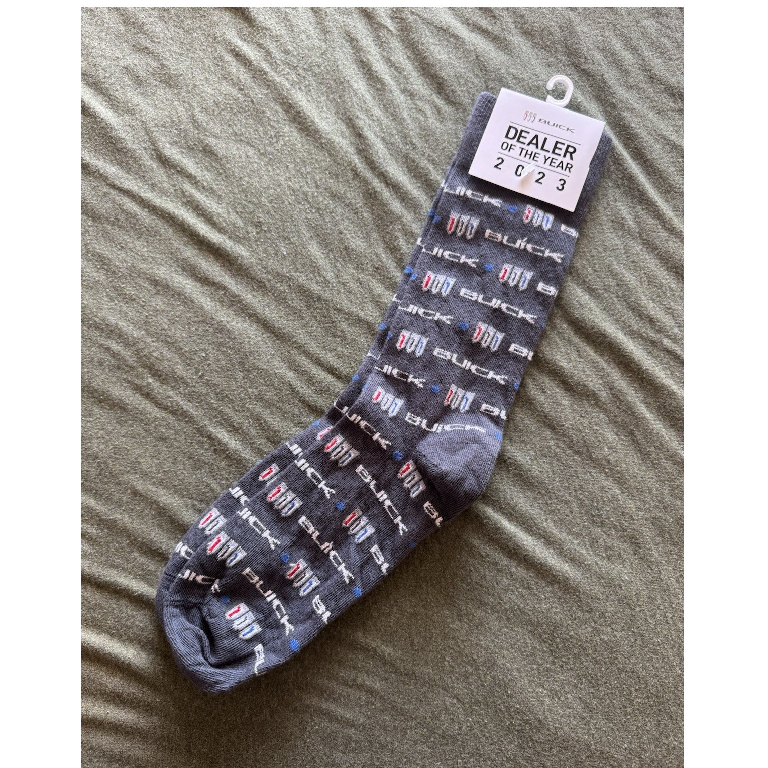 Buick Logo Crew Socks Gray Cotton/Nylon/Spandex Men’s Size 6-12 1 Pair