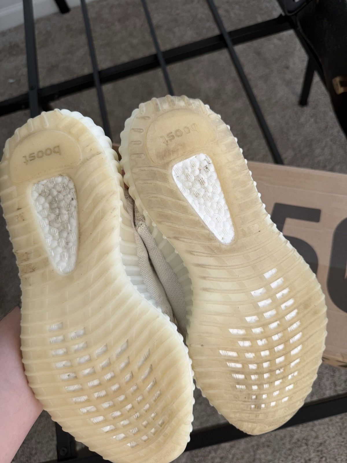 adidas Yeezy Boost 350 V2 Bone HQ6316 Men’s Low Top Primeknit Cushioned