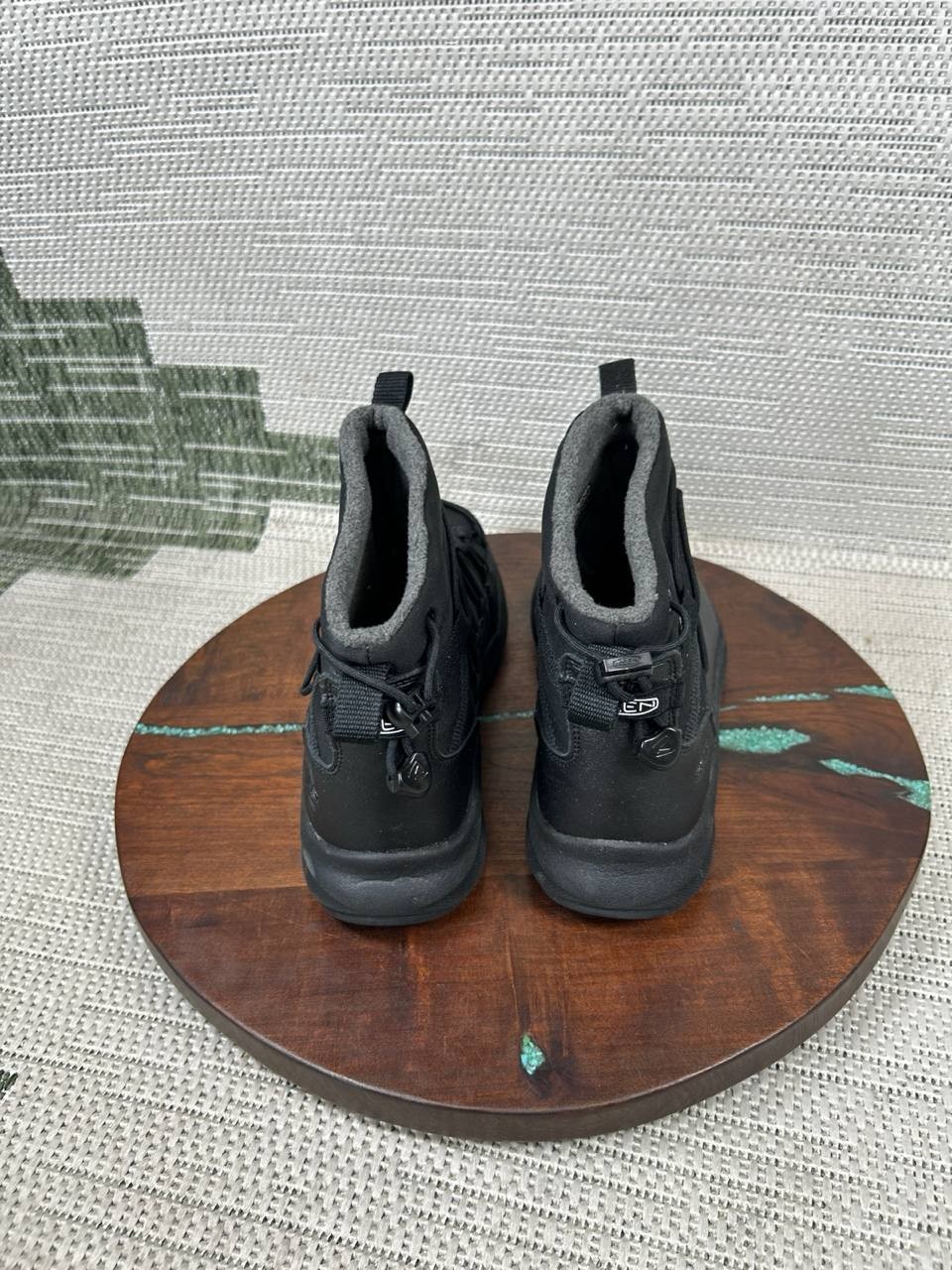 Keen Boots Womens Size 7.5 Uneek Snk Chukka II Wp Black Round Toe Ankle Snow