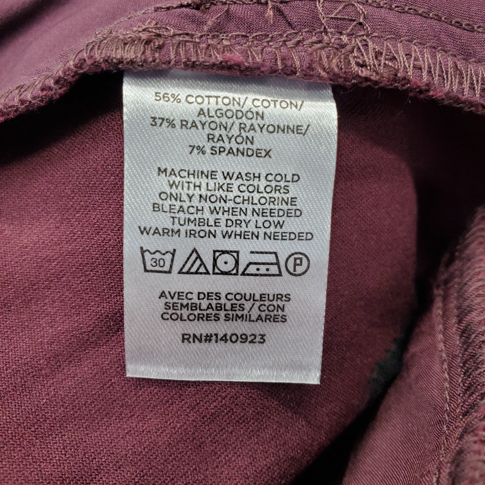 LOFT The Sutton Ankle Flare Pants Womens 2 Burgundy Stretch Regular Flat Front