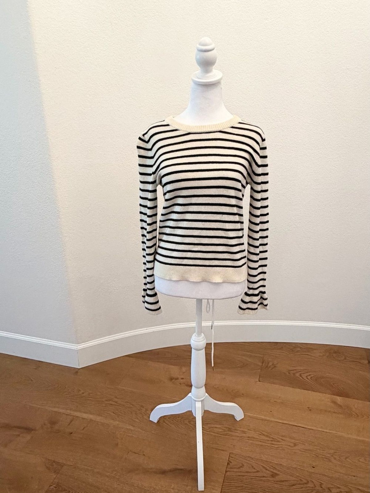 J.Crew Striped Cream and Black Ruffle Cuff Cotton Wool Knit Pullover Sweater XS