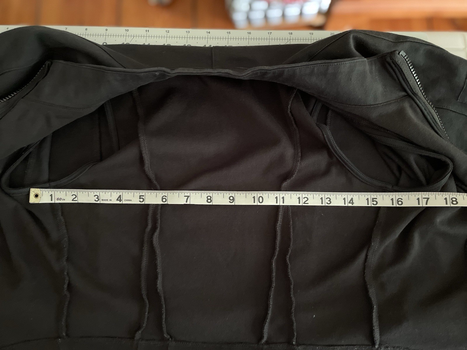 ALO On Point Black Moto Jacket Tight Inner Layer Boxy Cinchable Zip Up Outer