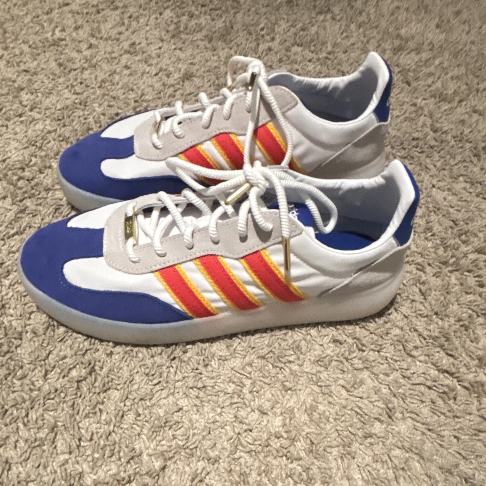 adidas Men’s Low Top Lace-Up Athletic Sneaker – Blue/White – Pre-Owned