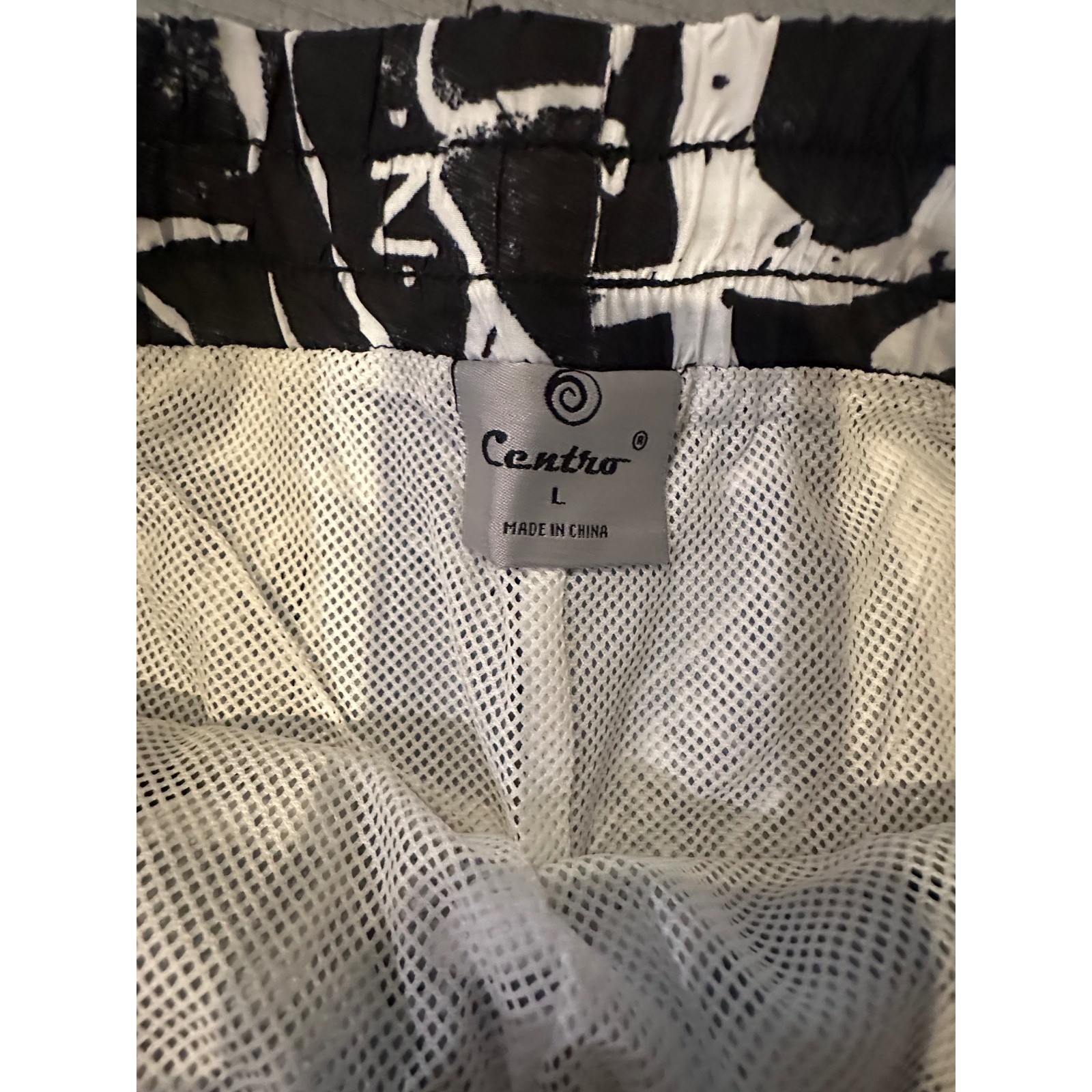 Centro Mens Graffiti Print Swim Trunks Black White Cargo Pocket MS1004 Large NWT