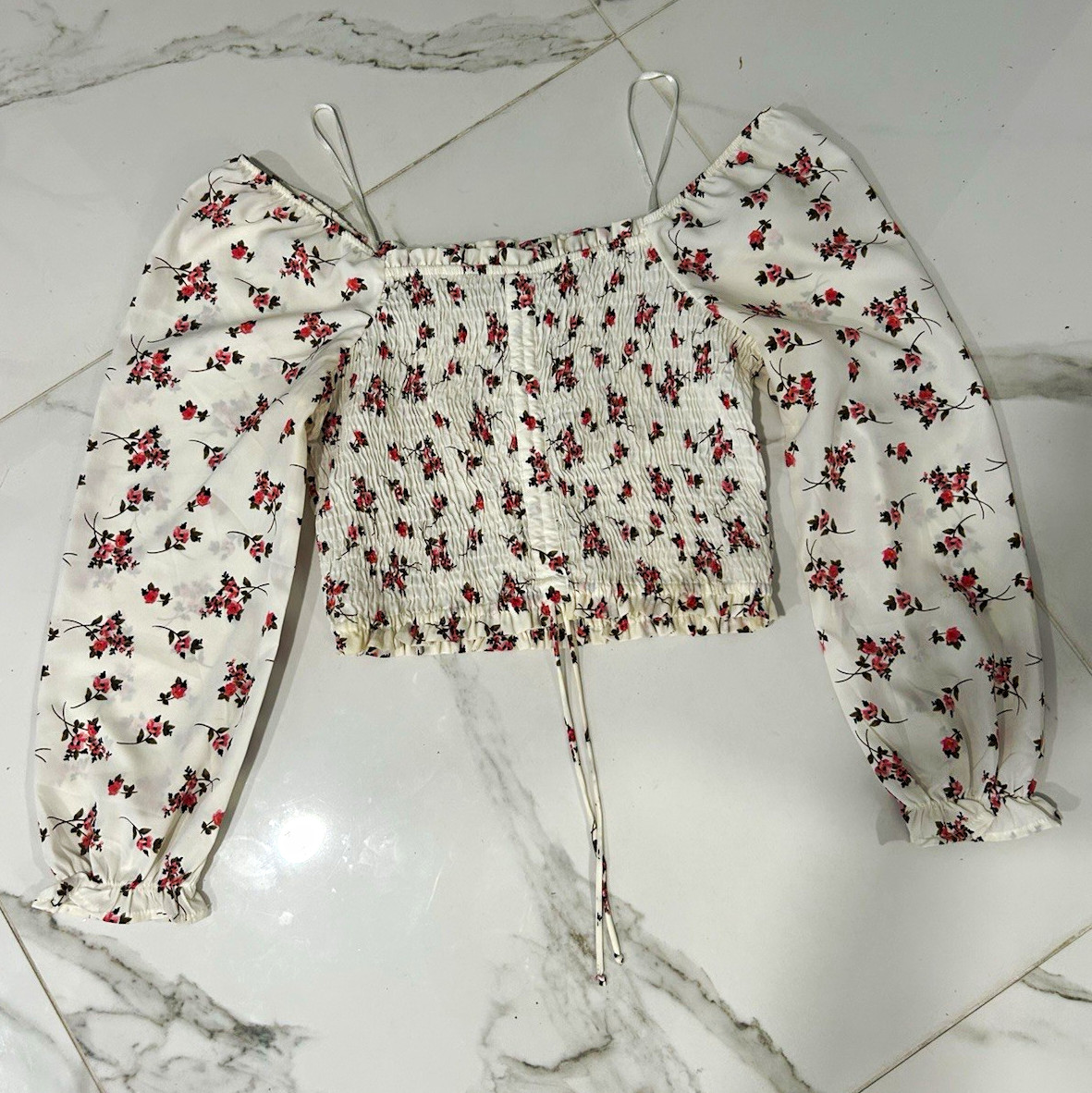 Speed Limit White Floral Square Neck Smocked Puff Long Sleeve Crop Blouse L