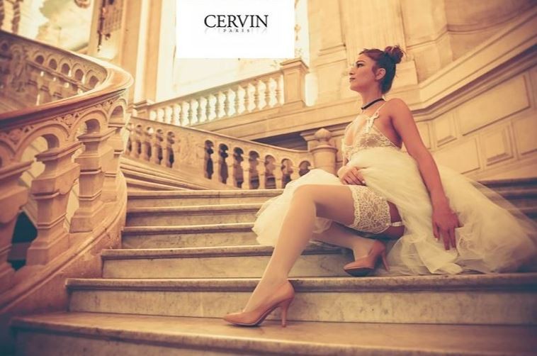 CERVIN Sensual 20 Denier Lace Top Stockings