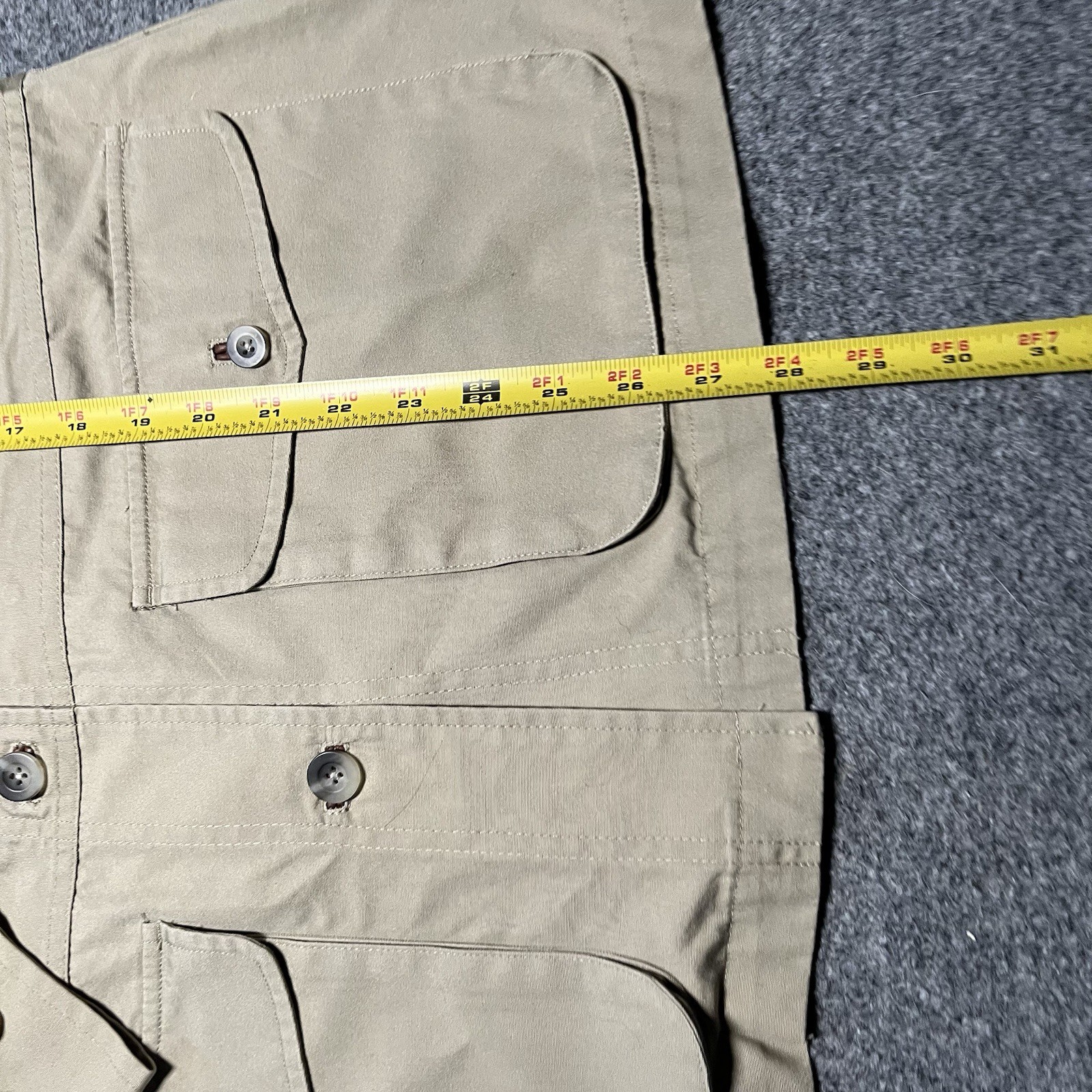 Vintage TravelSmith Jacket Womens Medium Khaki Tan Safari Utility Pockets Cotton