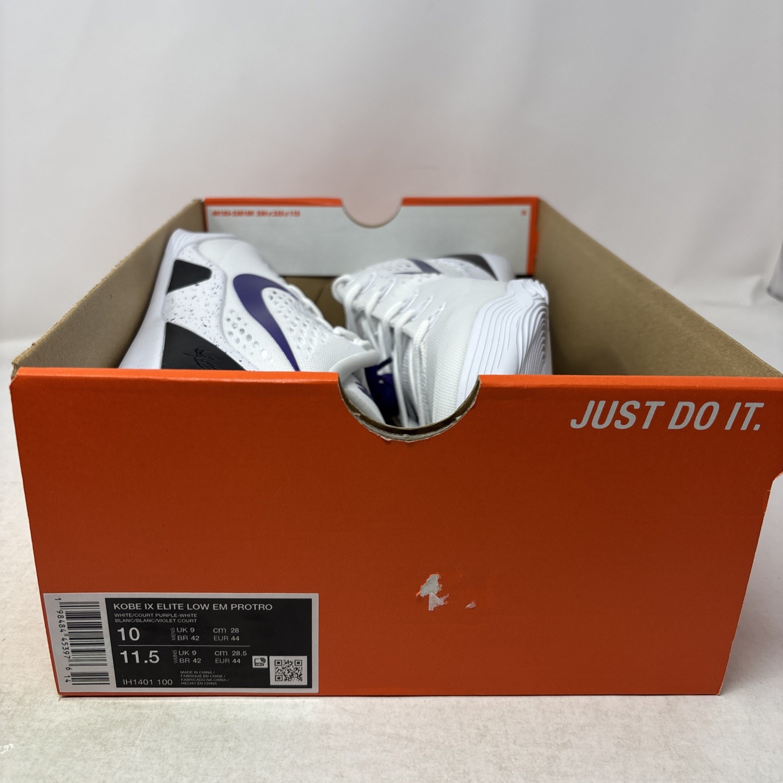 Nike Kobe 9 Elite Low Protro ‘LA Lakers Home’ White Sneakers, Size 10 IH1401-100