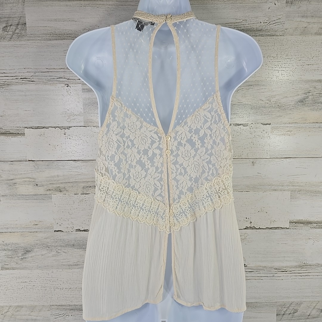AMERICAN EAGLE BLOUSE WOMEN’S SIZE SMALL SHEER LACE TOP IN CREAM COLOR *STAIN*..